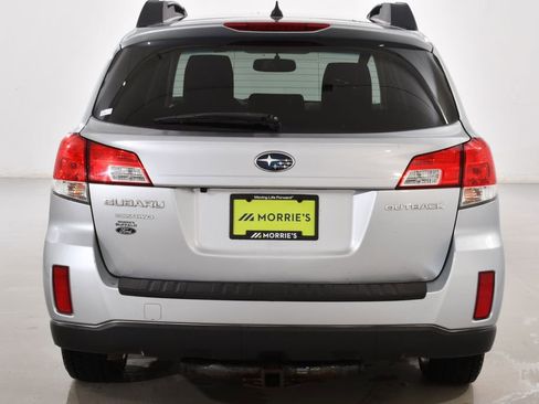Used 2012 Subaru Outback 2.5i Limited image 13