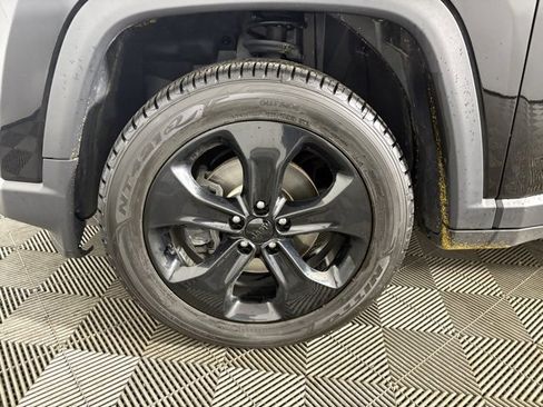 Used 2020 Jeep Compass Latitude image 22