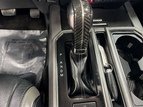 Used 2018 Ford F150 Raptor w/ Equipment Group 802A Luxury image 17