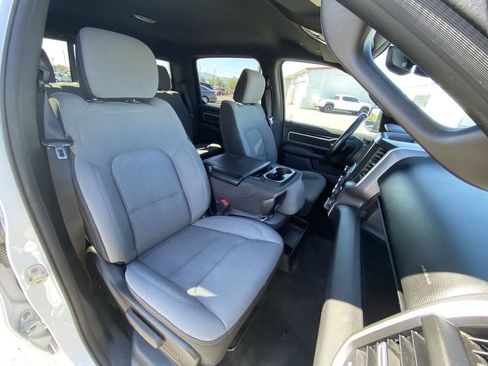 Used 2023 RAM 1500 Big Horn AWD/4WD image 23