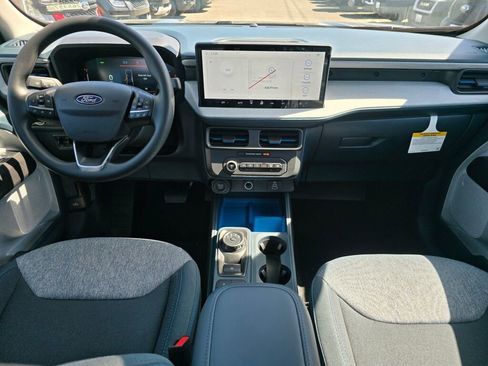 New 2026 Ford Maverick XLT AWD/4WD image 13