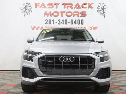 Used 2019 Audi Q8 Premium Plus w/ Premium Plus AWD/4WD image 2