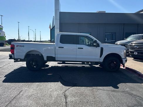 Used 2023 Ford F250 XL w/ STX Appearance Package AWD/4WD image 4