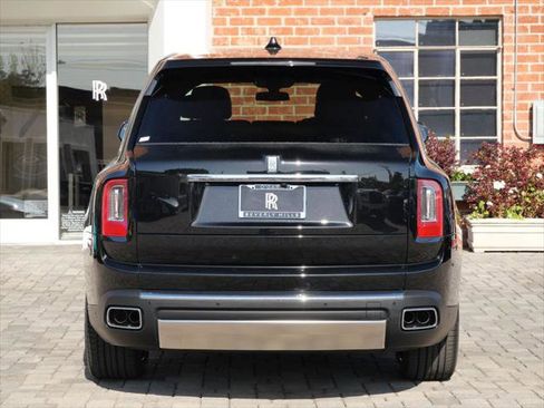 Certified 2023 Rolls-Royce Cullinan AWD/4WD image 23