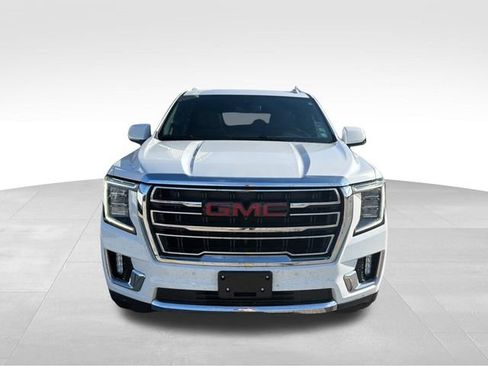 Used 2021 GMC Yukon XL SLT w/ SLT Premium Package AWD/4WD image 4