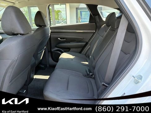 Used 2024 Hyundai Tucson SE AWD/4WD image 17