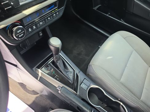 Used 2016 Toyota Corolla L FWD image 22