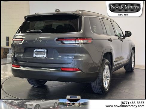 Used 2022 Jeep Grand Cherokee L Limited image 11