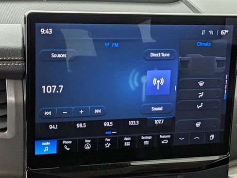 Certified 2024 Ford Expedition XLT image 27