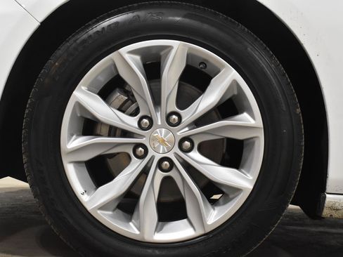 Used 2023 Chevrolet Malibu LT w/ Driver Confidence Package FWD image 32