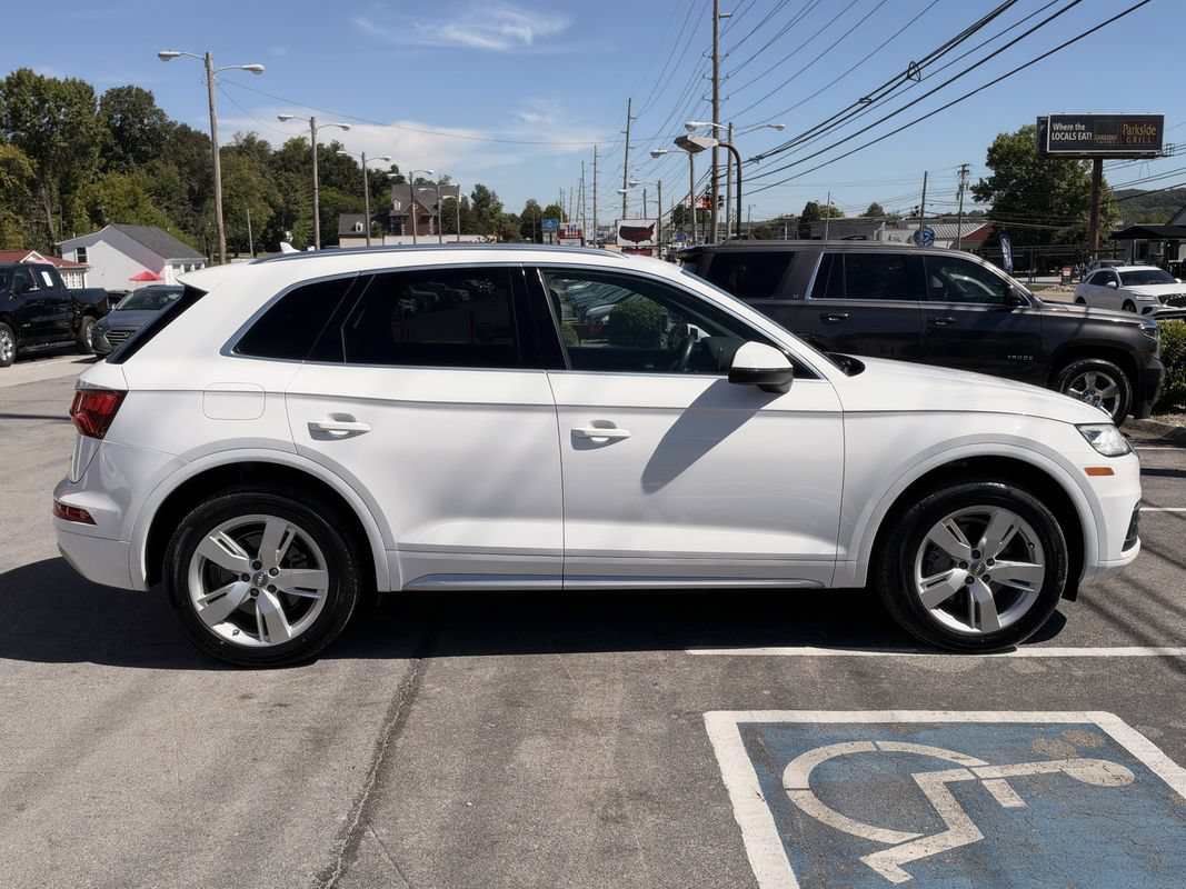 Used 2019 Audi Q5 2.0T Premium Plus w/ Premium Plus Package AWD/4WD image 7