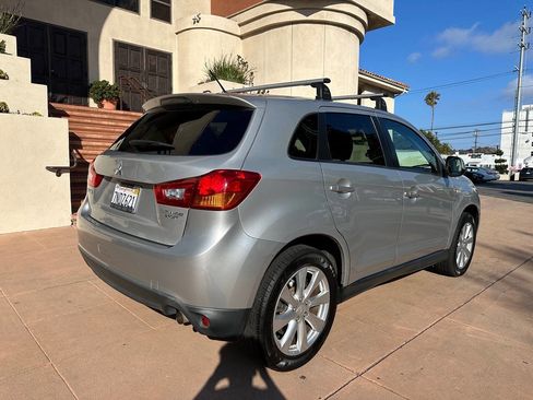 Used 2015 Mitsubishi Outlander Sport ES image 4