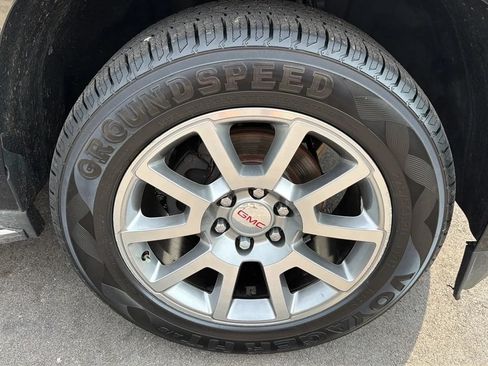 Used 2015 GMC Yukon Denali RWD image 10