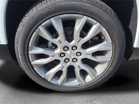 New 2026 GMC Acadia Denali image 38