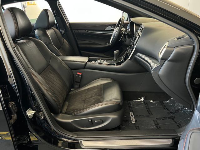 Used 2022 Nissan Maxima SR w/ Sport Mat Group FWD image 42