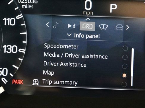 Used 2023 Land Rover Defender 110 X-Dynamic SE image 47