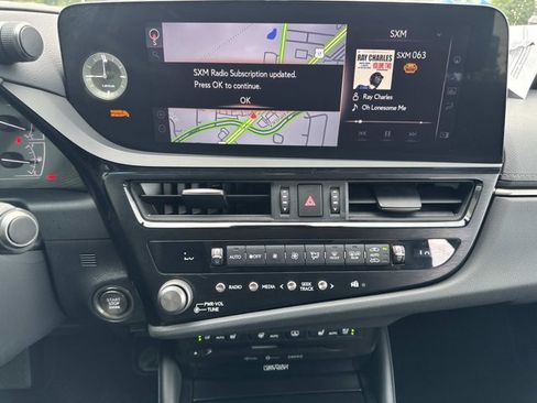 Used 2022 Lexus ES 350 Ultra Luxury image 31