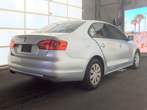 Used 2012 Volkswagen Jetta S image 4