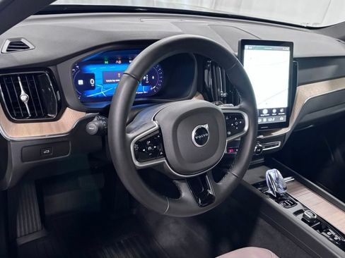 Certified 2026 Volvo XC60 B5 Plus AWD/4WD image 10