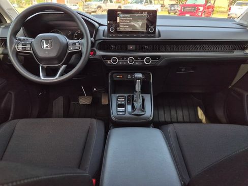 Used 2025 Honda CR-V EX image 11