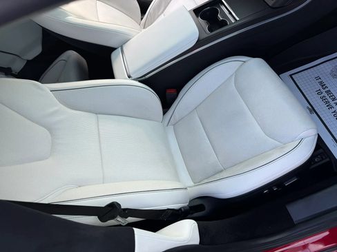 Used 2022 Tesla Model S Plaid AWD/4WD image 34