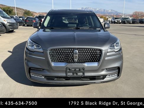 Used 2021 Lincoln Aviator Reserve w/ Equipment Group 208A image 8