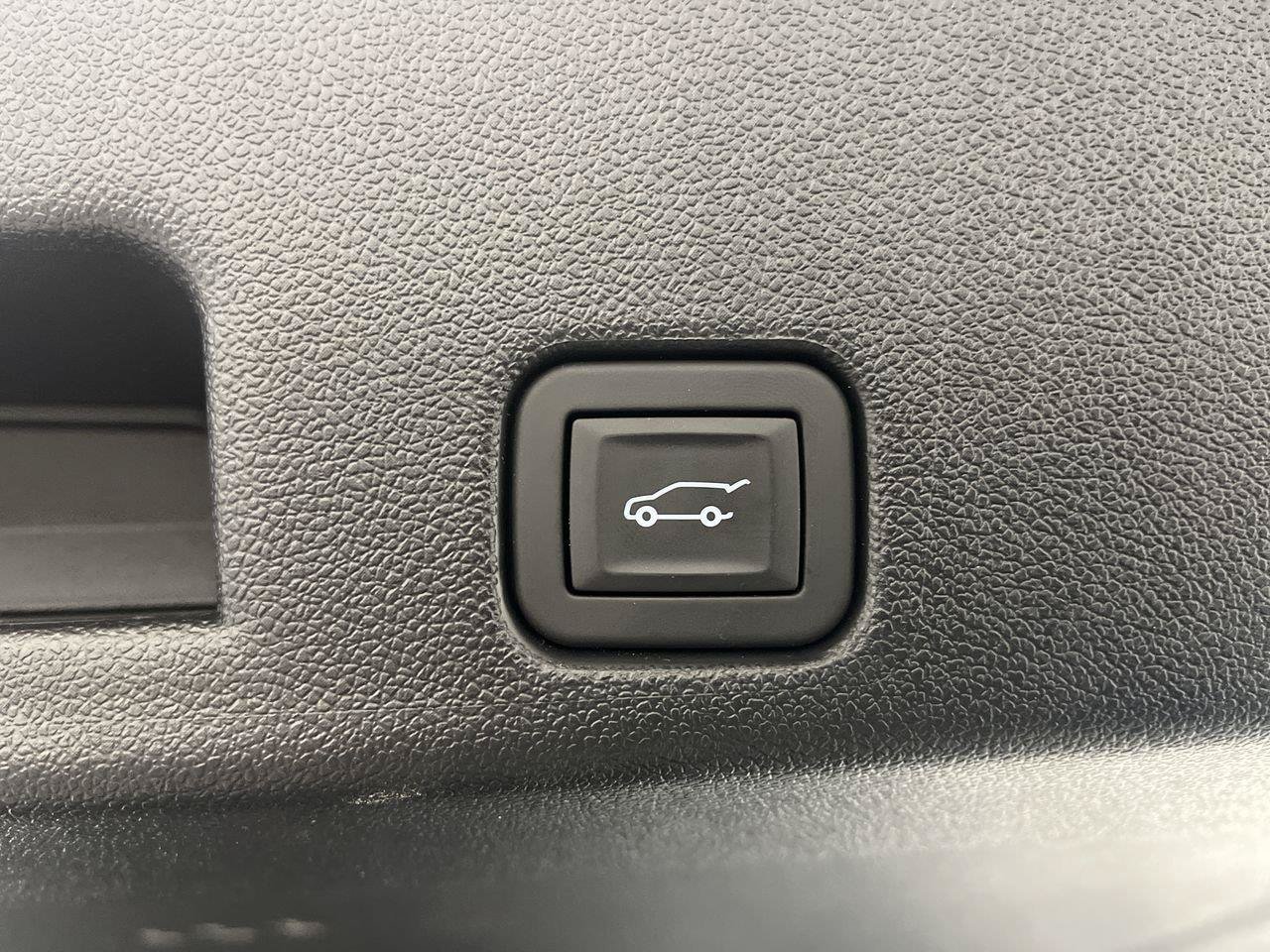 Used 2026 GMC Acadia Elevation w/ Black Edition AWD/4WD image 34