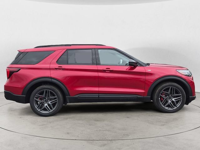 Used 2026 Ford Explorer ST-Line w/ ST-Line Street Pack AWD/4WD image 6