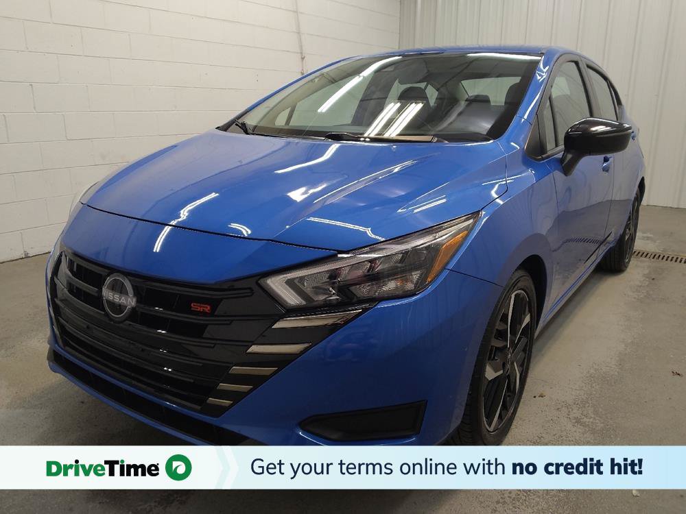 Used 2024 Nissan Versa SR FWD image 1