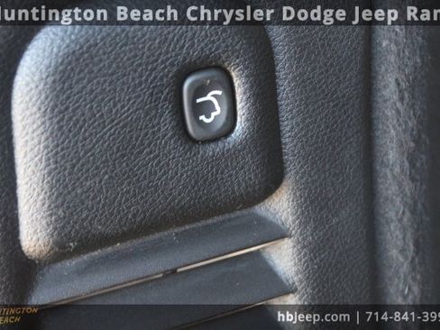 Used 2024 Dodge Durango GT image 39