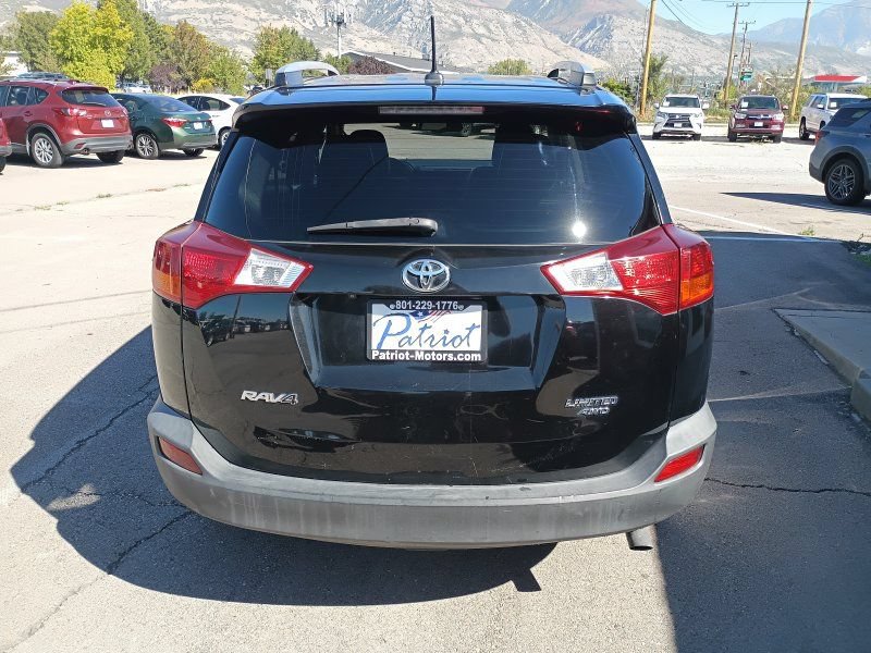 Used 2015 Toyota RAV4 Limited AWD/4WD image 4
