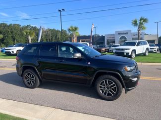 Certified 2021 Jeep Grand Cherokee Trailhawk w/ Trailhawk Luxury Group AWD/4WD video 1