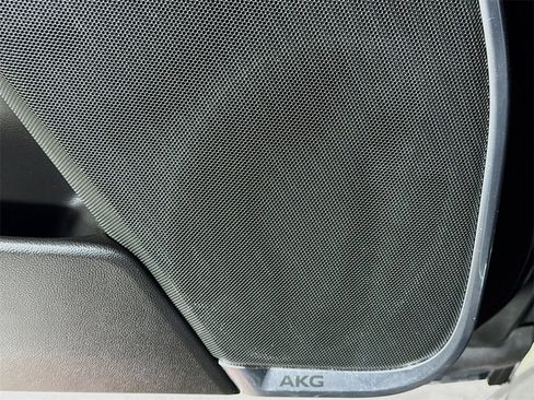 Used 2021 Cadillac Escalade ESV Premium Luxury image 17