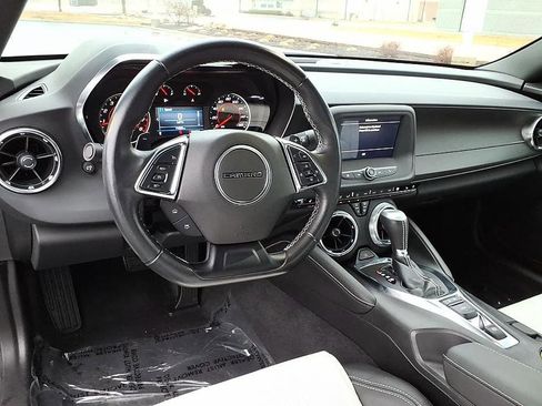 Used 2023 Chevrolet Camaro LT image 23