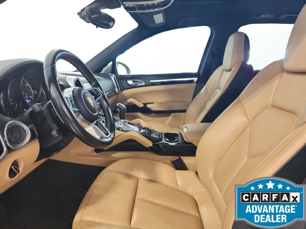 Used 2016 Porsche Cayenne AWD/4WD image 15