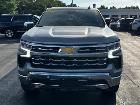Used 2023 Chevrolet Silverado 1500 LTZ w/ LTZ Premium Package image 12