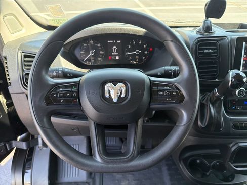 Used 2023 RAM ProMaster 2500 FWD image 11