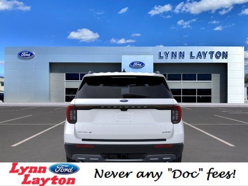 New 2026 Ford Explorer Active w/ Active Comfort Package AWD/4WD image 5