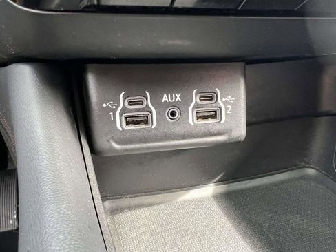 Used 2024 Dodge Durango GT image 28