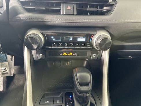 Used 2023 Toyota RAV4 LE image 23