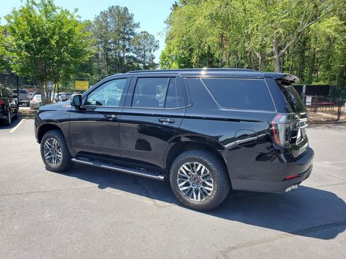 Used 2025 Chevrolet Tahoe Z71 w/ Comfort Package AWD/4WD image 5