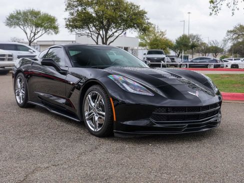 Used 2016 Chevrolet Corvette Stingray Coupe w/ 2LT Preferred Equipment Group image 6