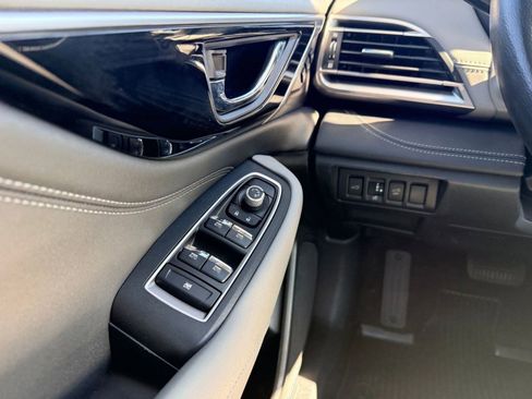 Used 2022 Subaru Outback Limited image 25