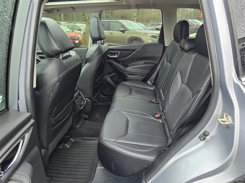 Used 2020 Subaru Forester Limited w/ Popular Package #3 image 16