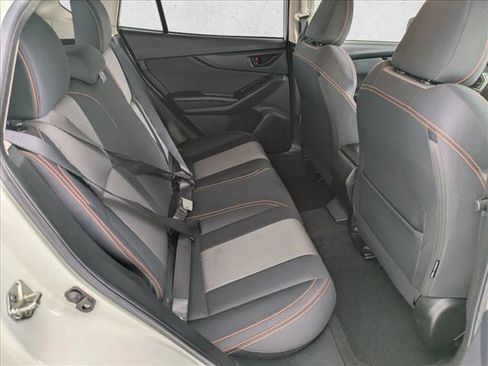 Used 2018 Subaru Crosstrek 2.0i Premium w/ Popular Package #2 AWD/4WD image 18