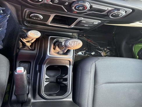 Used 2018 Jeep Wrangler Sport image 20