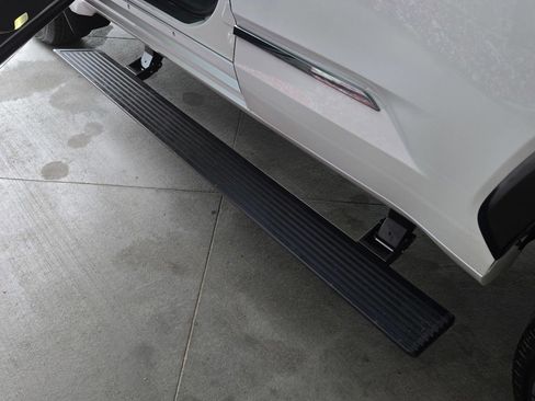 Certified 2026 Toyota Sequoia Platinum AWD/4WD image 8