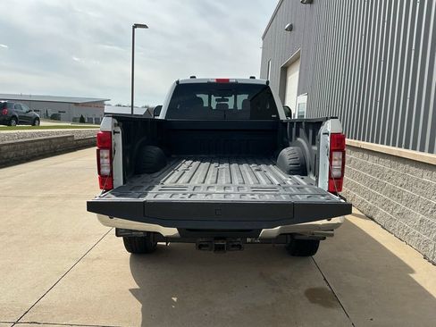 Used 2021 Ford F350 Lariat w/ Chrome Package AWD/4WD image 23