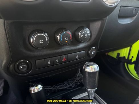 Used 2013 Jeep Wrangler Rubicon w/ PWR Convenience Group AWD/4WD image 20