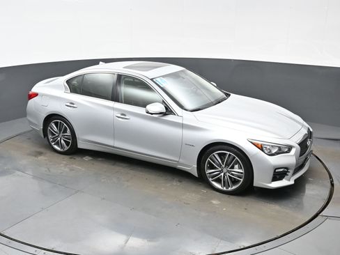 Used 2014 INFINITI Q50 Sport w/ Deluxe Technology Package image 41